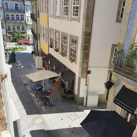 Charming Clerigos * Porto