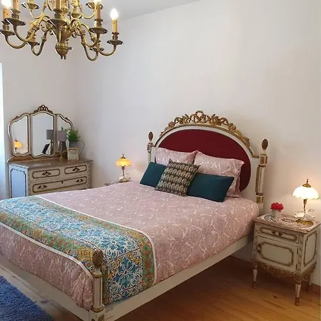 Charming Clerigos * Porto